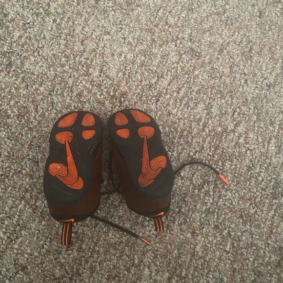 Nike shoes size US 8C ,Uk 7.5, 14cm color brown black - Picture 5 of 6